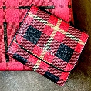 NWOT Coach Red Black Plaid Small Snap Wallet